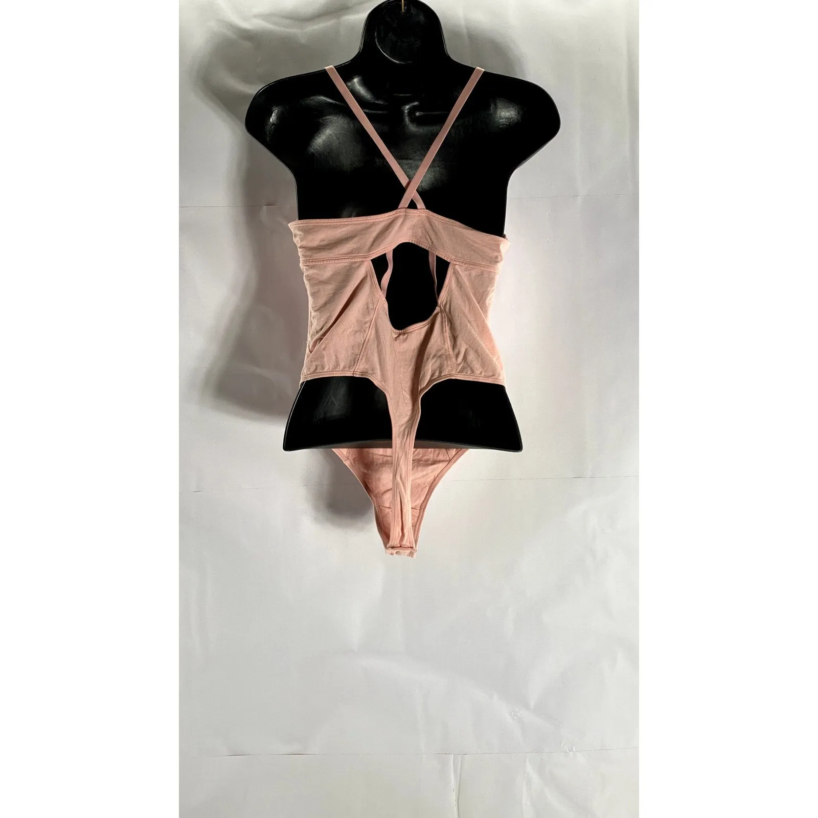 COLSIE Women's Pink Cutout Back Seamless Cross-Back Keyhole Thong Bodysuit SZ M
