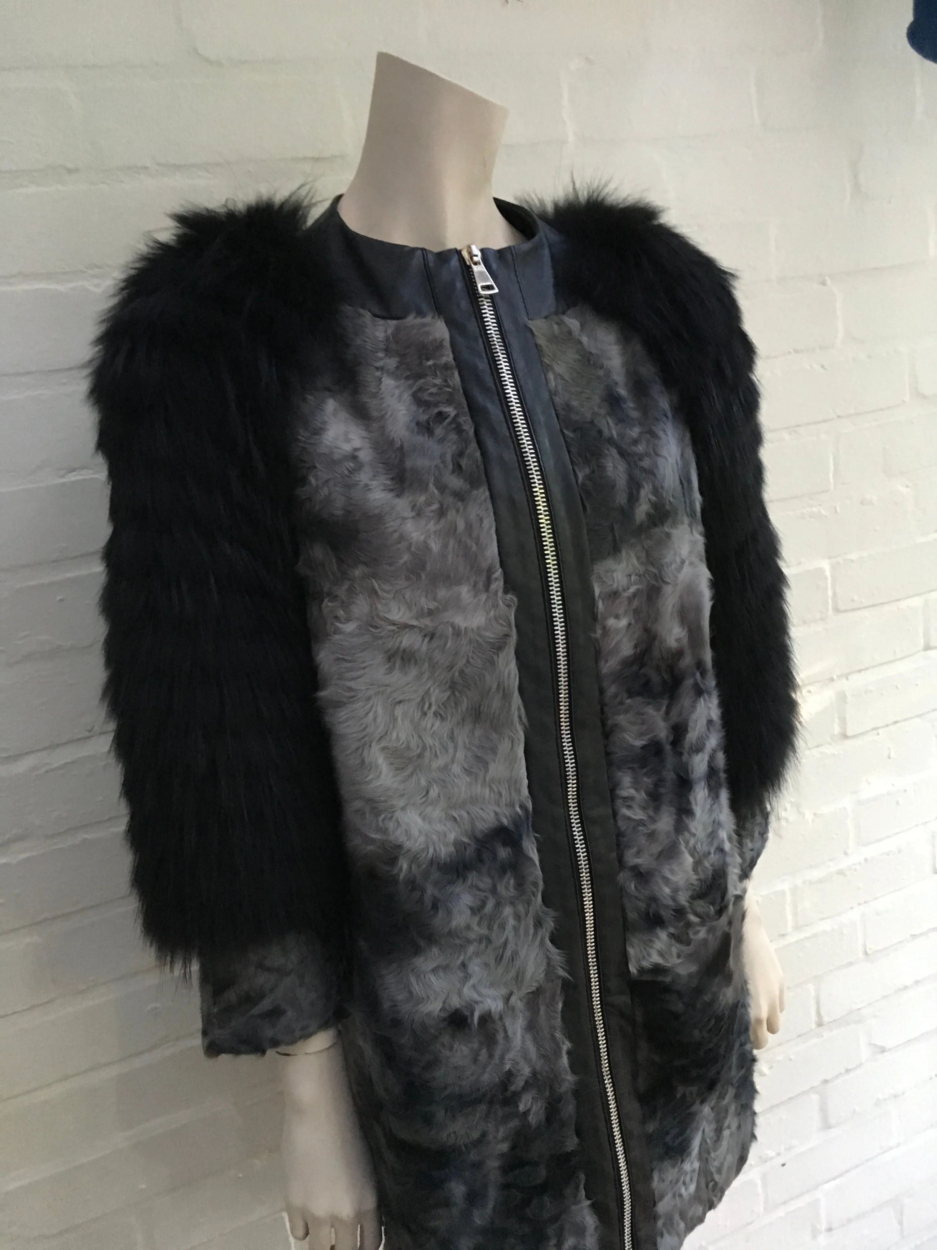 GIULIANA TESO Persian Lamb Raccoon Sleeves Fur Coat Ladies