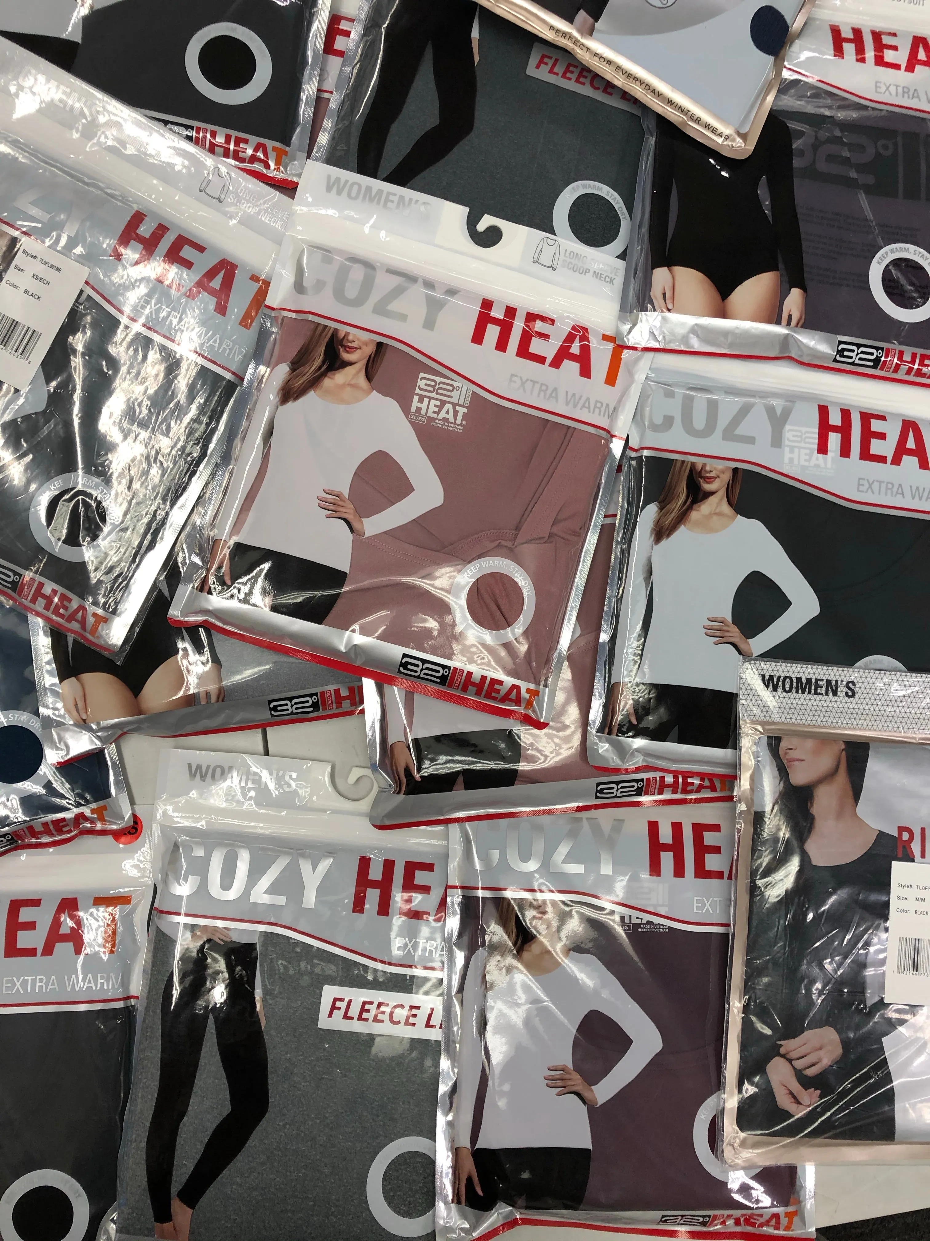 Women's Thermal Clothing Wholesale Lot, 32 DEGREES, 24 items, Shelf Pulls, MSRP $530
